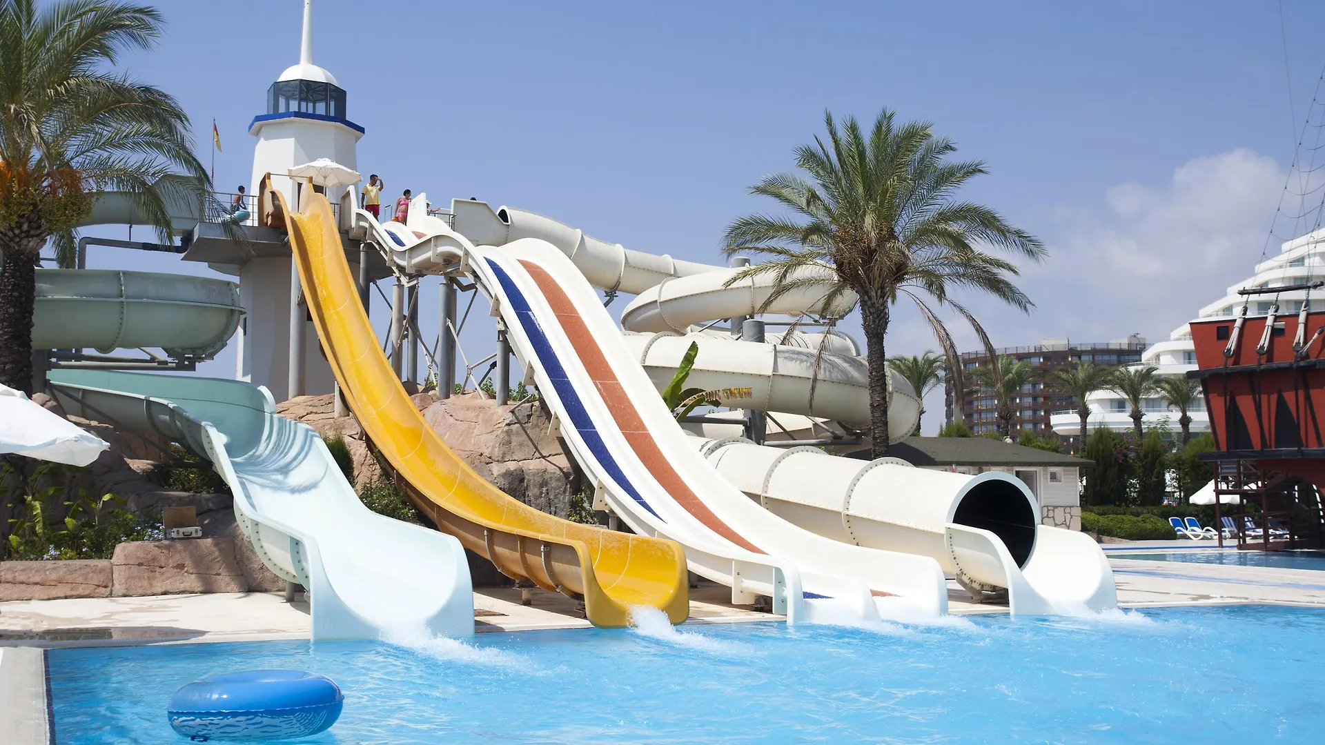 Resort Titanic Deluxe Lara Hotel Antalya