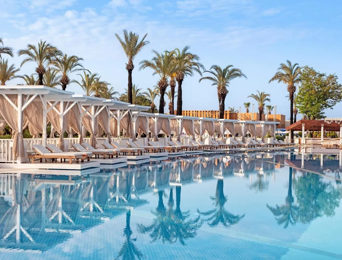 Titanic Deluxe Lara Hotel Antalya Resort