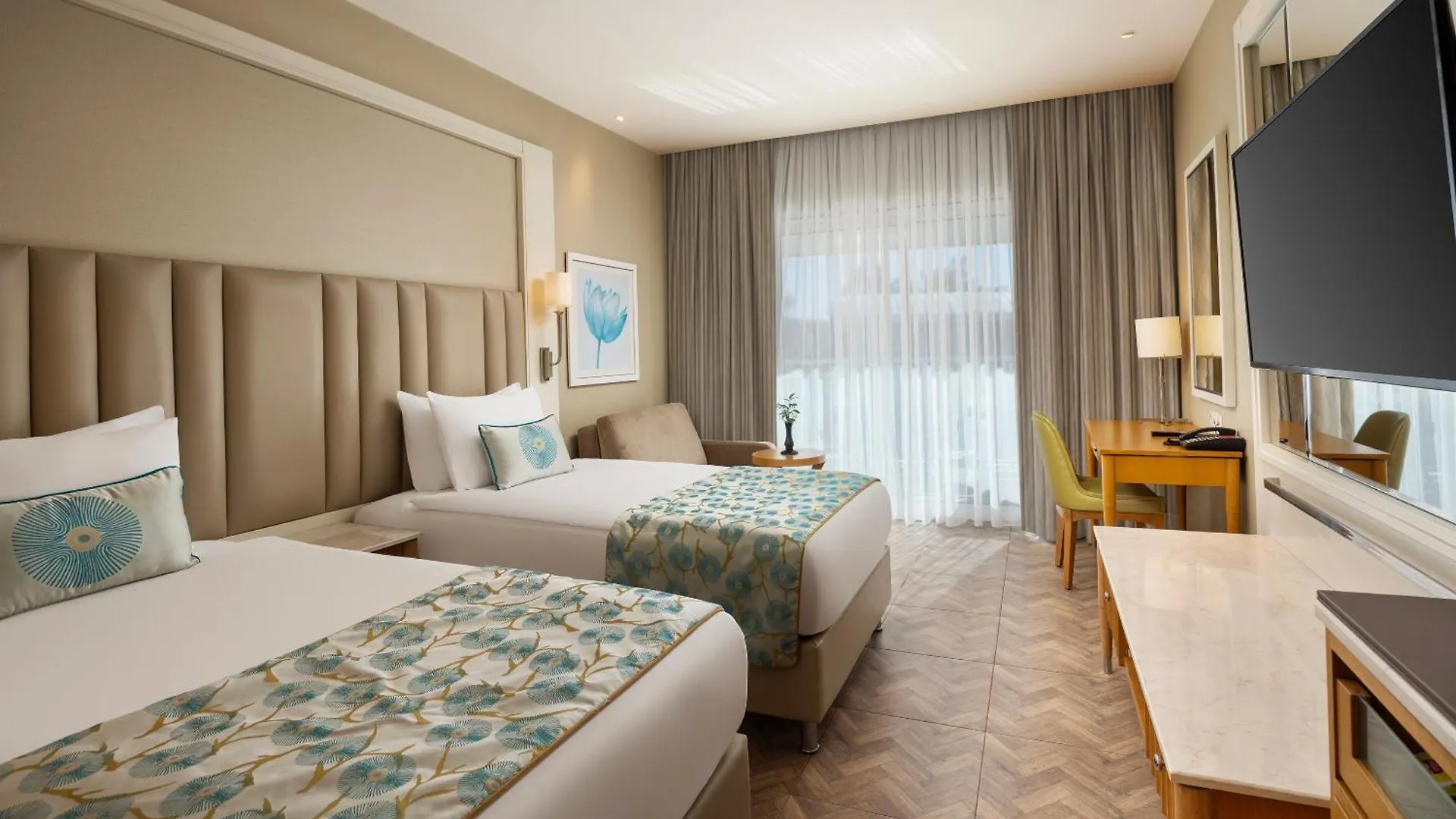 Titanic Deluxe Lara Hotel Antalya Resort
