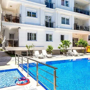 شقة سكن روما - أمير غورسو إفليري, أنطاليا