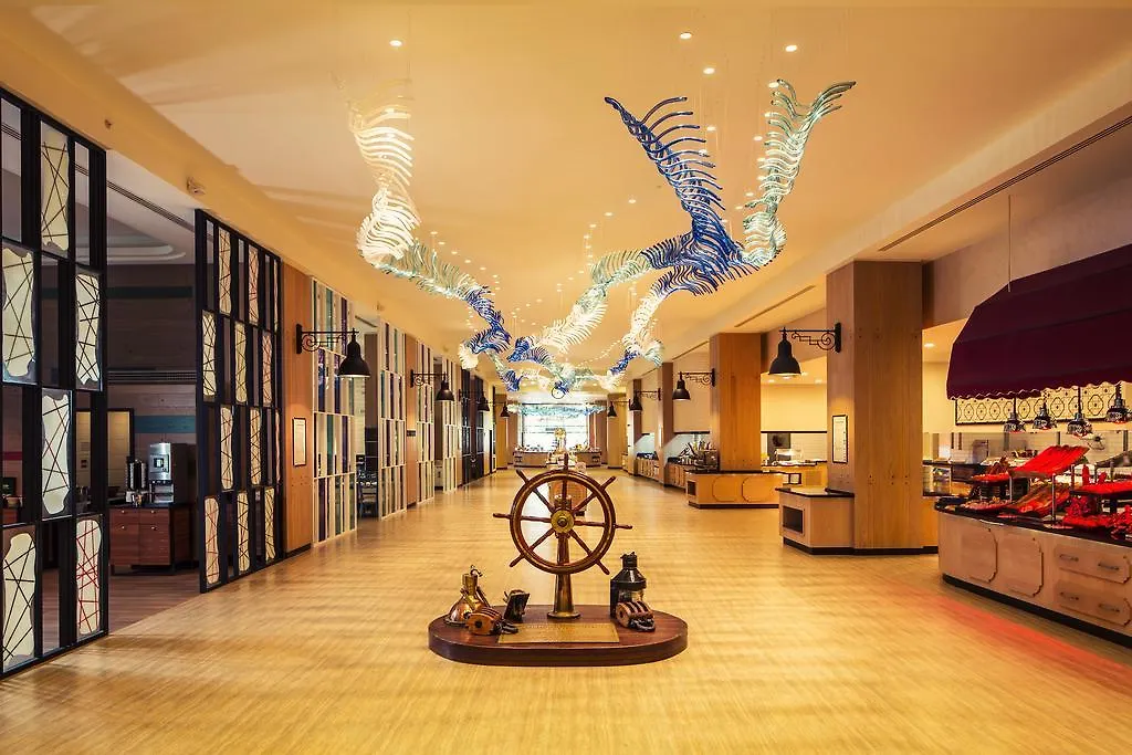 Resort Titanic Deluxe Lara Hotel Antalya